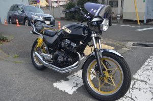 GSX250E